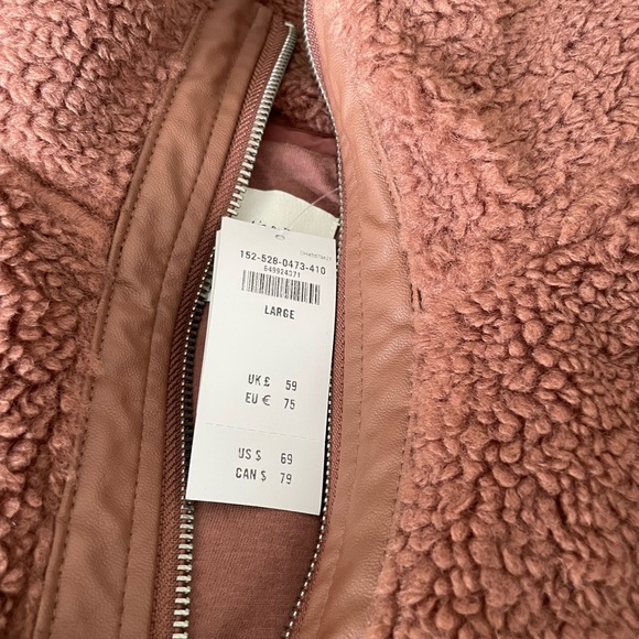 Like New Abercrombie & Fitch fleece and leather vest - Picture 2 of 3